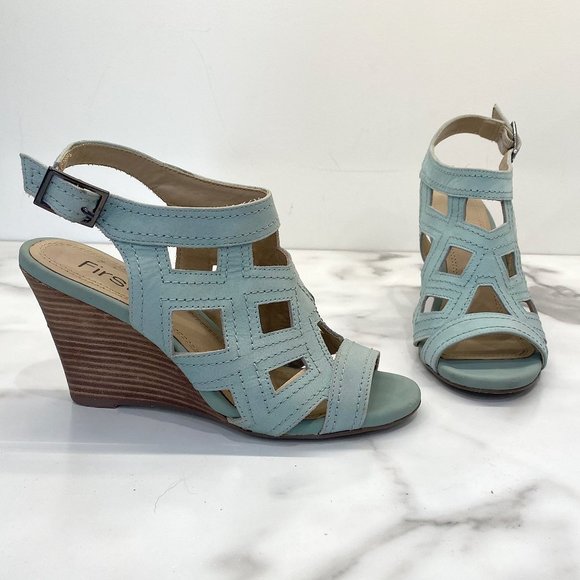 First sage green laser cut wedge sandals - Picture 2 of 10